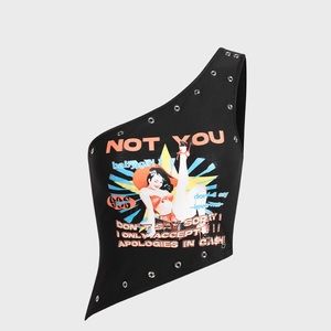 Y2K ASSYMETRICAL Black Body Print Top